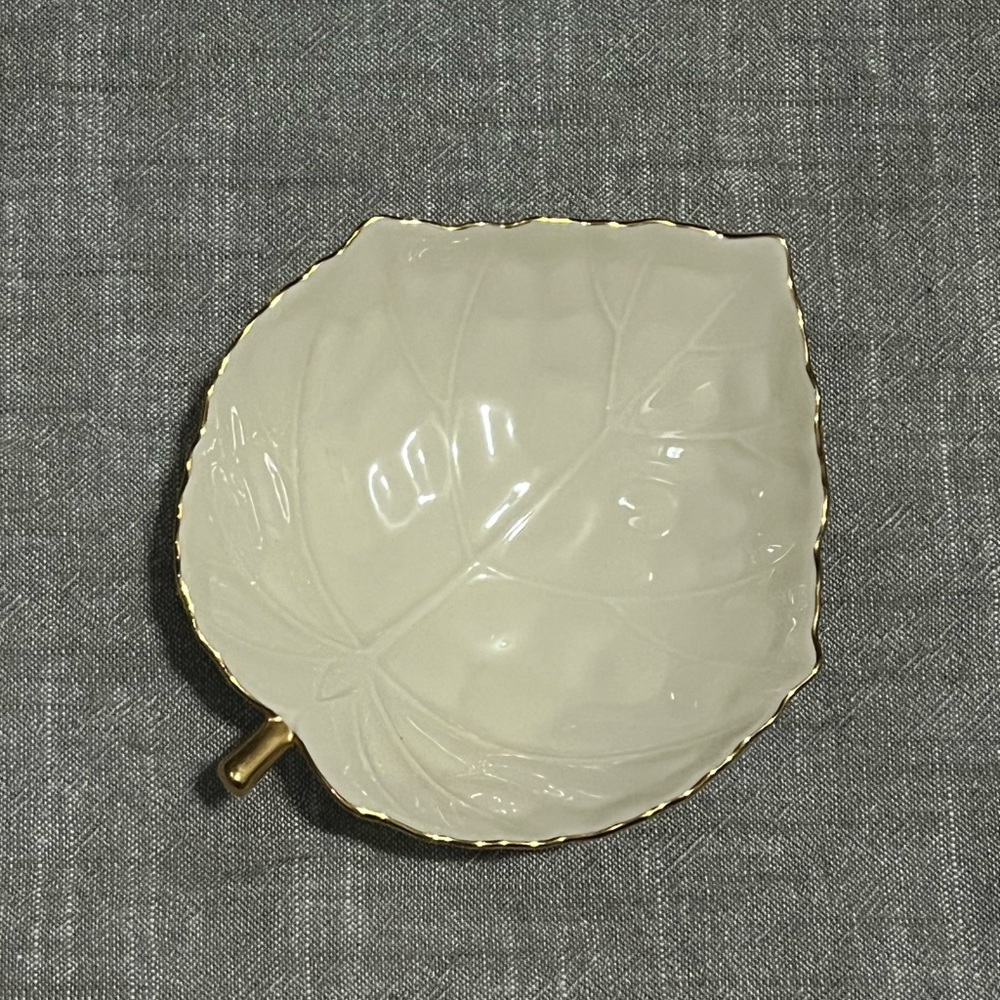Lenox porcelain aspen leaf bowl